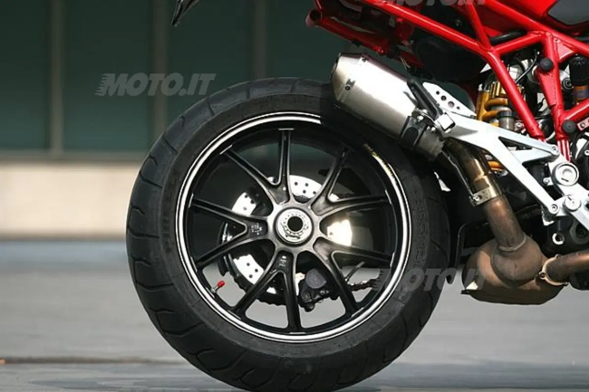 Special Ducati Multistrana (5)