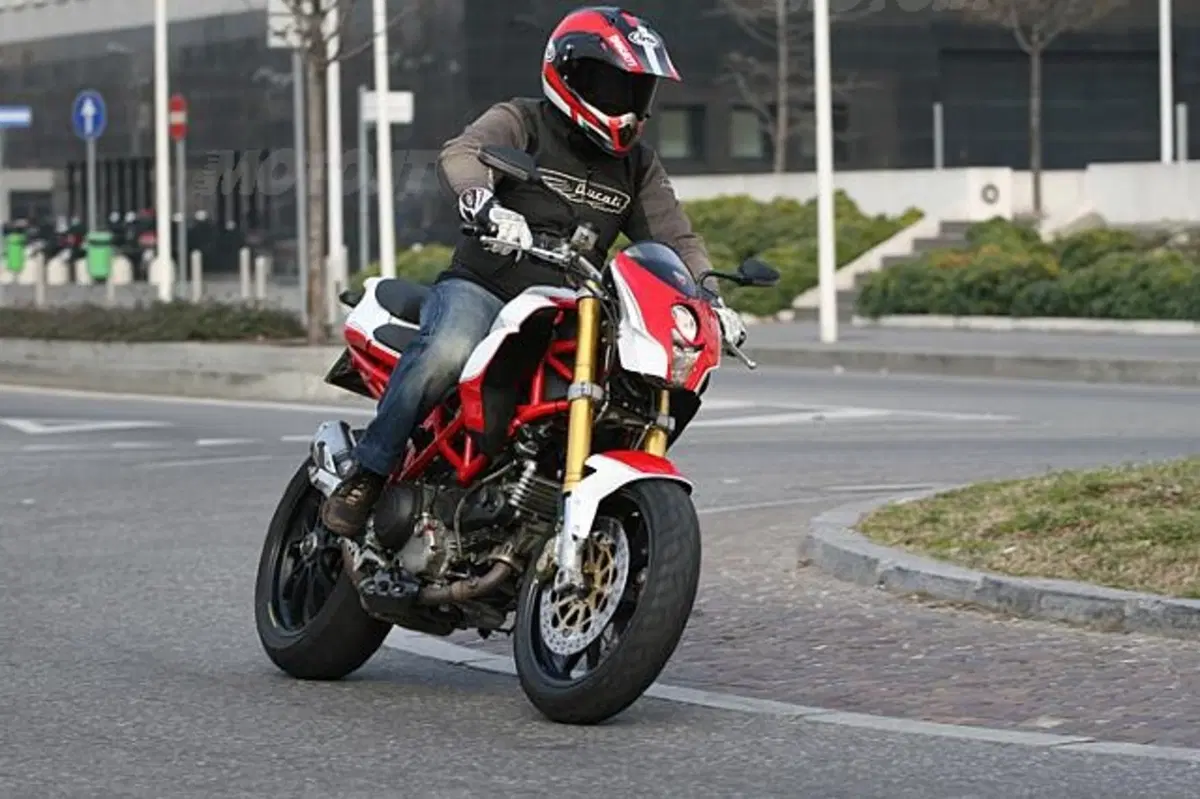 Special Ducati Multistrana (12)
