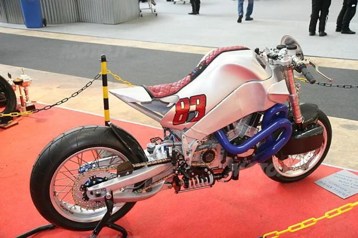 Special Buell Chronos (2)