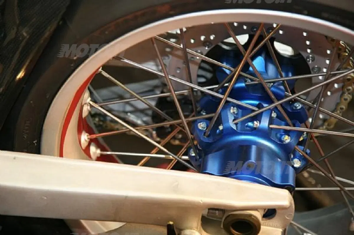 Special Buell Chronos (4)