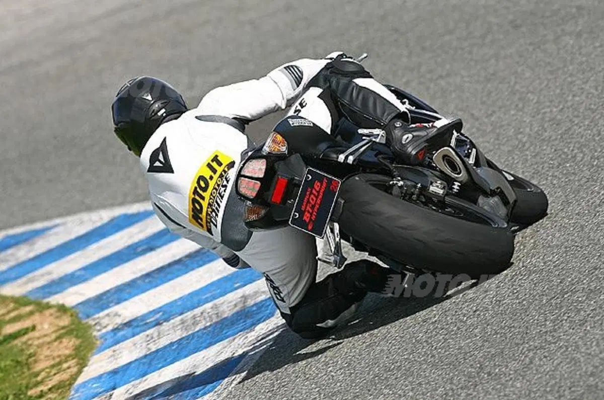 Speciale Pneumatici. Bridgestone BT-016 (14)