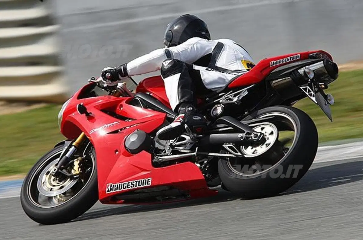 Speciale Pneumatici. Bridgestone BT-016 (15)