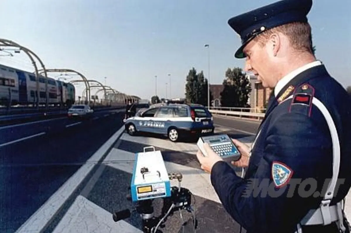 I veri limiti di velocità su strade e autostrade