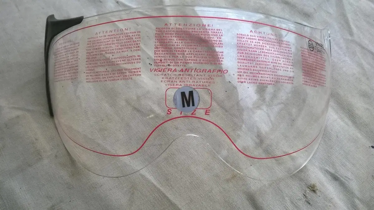 Visiera Taglia M Universale (4)
