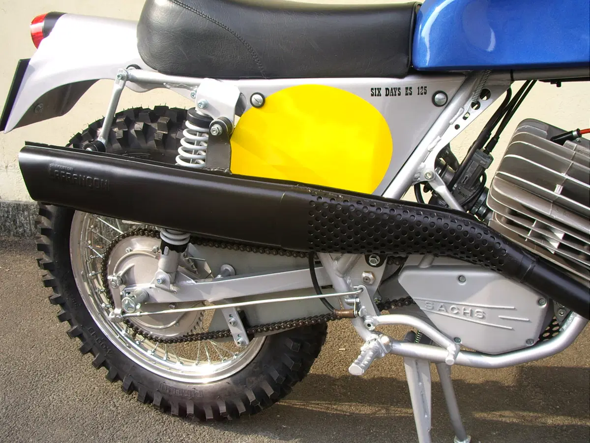 Restaurando, puntata 19: SWM Six Days ES 125 1974 (70)