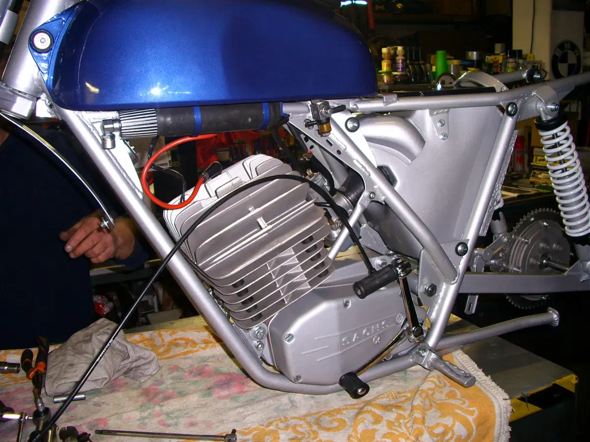Restaurando, puntata 19: SWM Six Days ES 125 1974 (73)