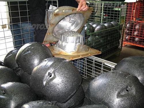 Gli stampi delle calotte interne