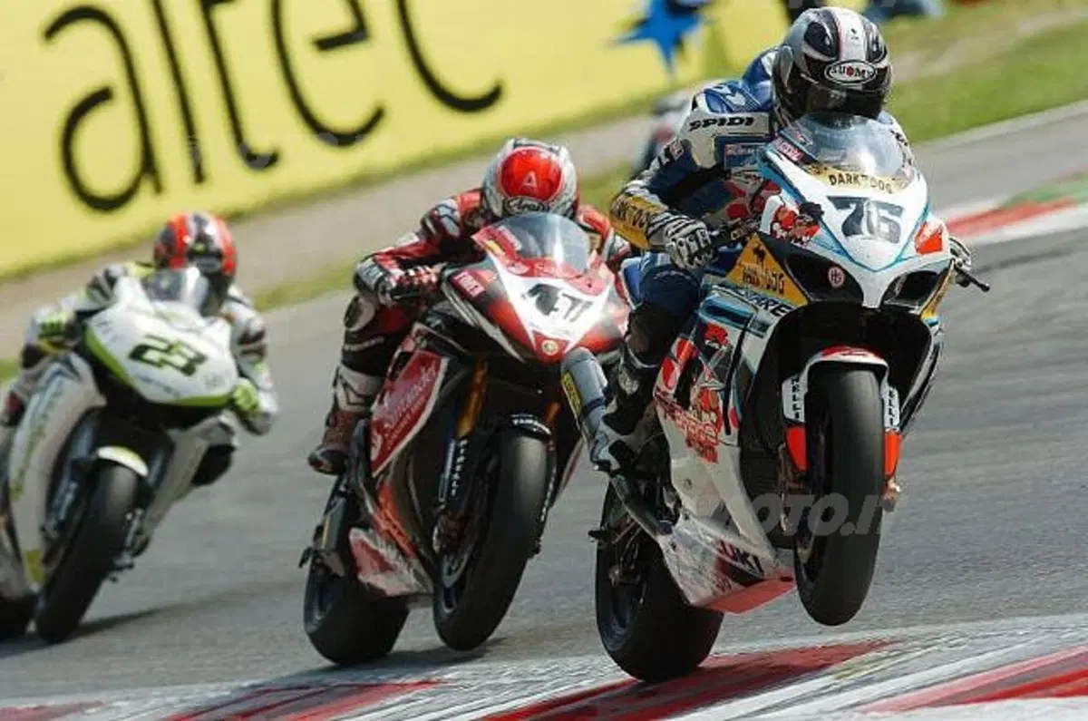 SBK a Monza, vincono Neukirchner e Haga