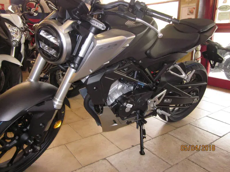 Honda CB 125 R (2024 - 26) (2)