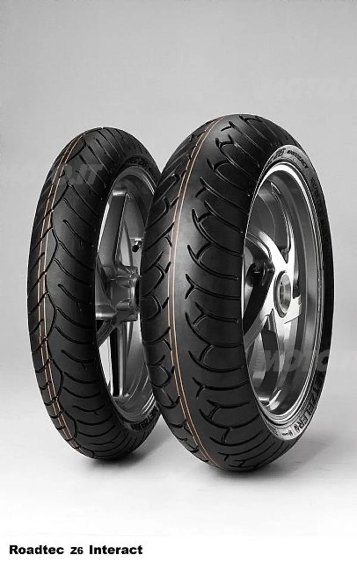 Speciale Pneumatici. Metzeler ROADTEC Z6 INTERACT™  (2)