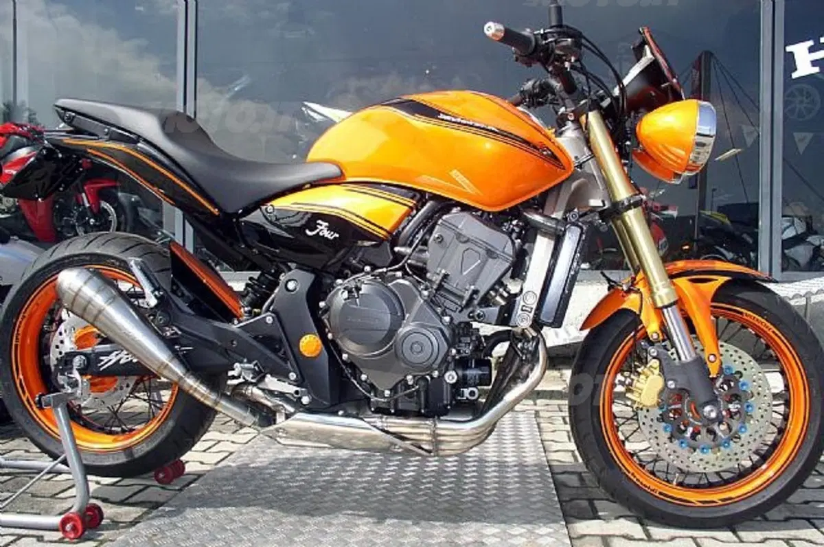 Special Hornet Orange Limited Edition (5)
