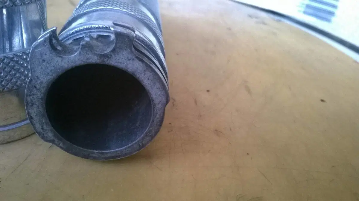 Manopole 22 mm Universale (4)