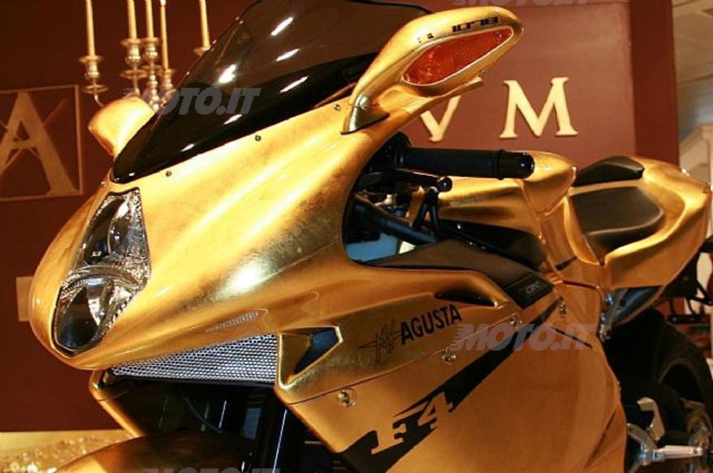 MV F4 312 RR ricoperta d'oro