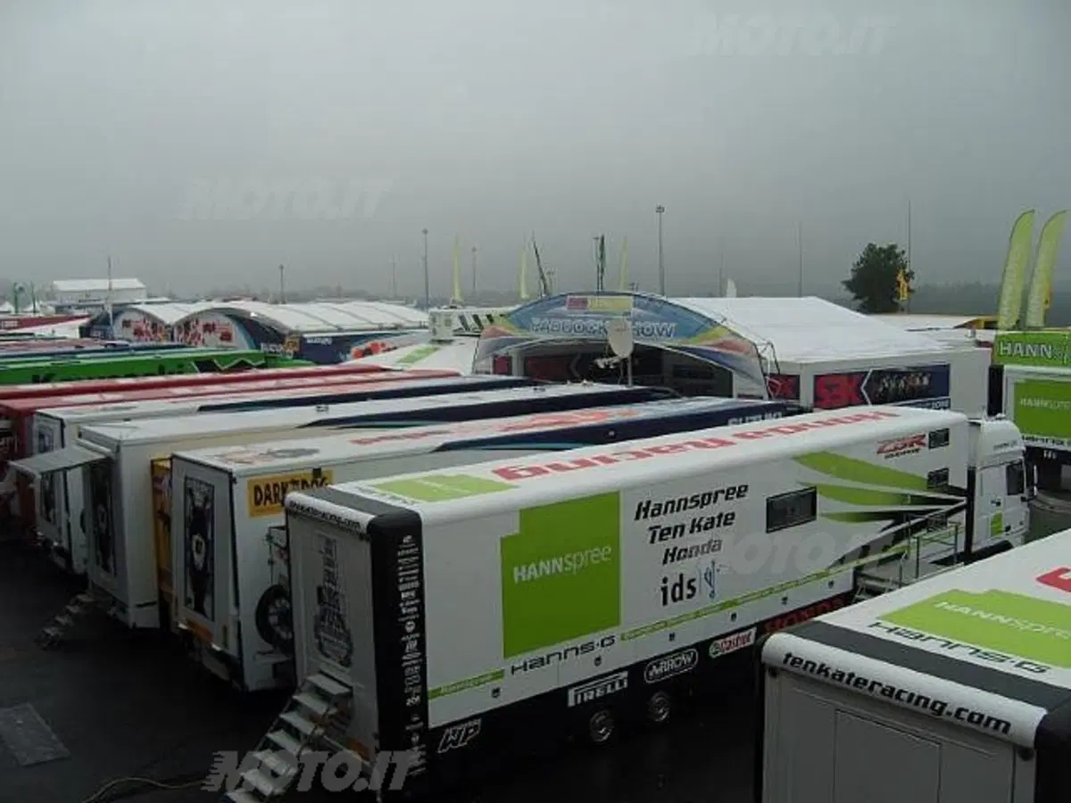 La SBK torna sul Nurburgring (5)