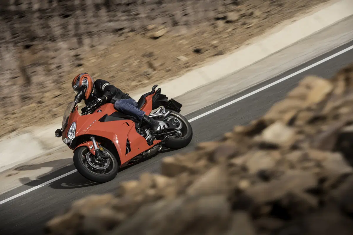 Bridgestone Battlax Sport Touring T31. Test su strada (2)
