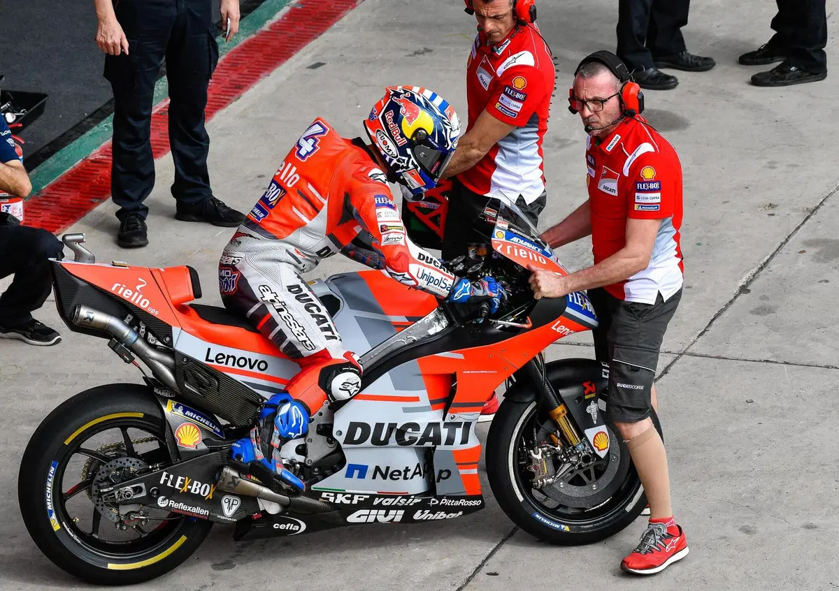 MotoGP 2018. Ducati: giornata disastrosa. Lorenzo: dichiarazioni fuori luogo
