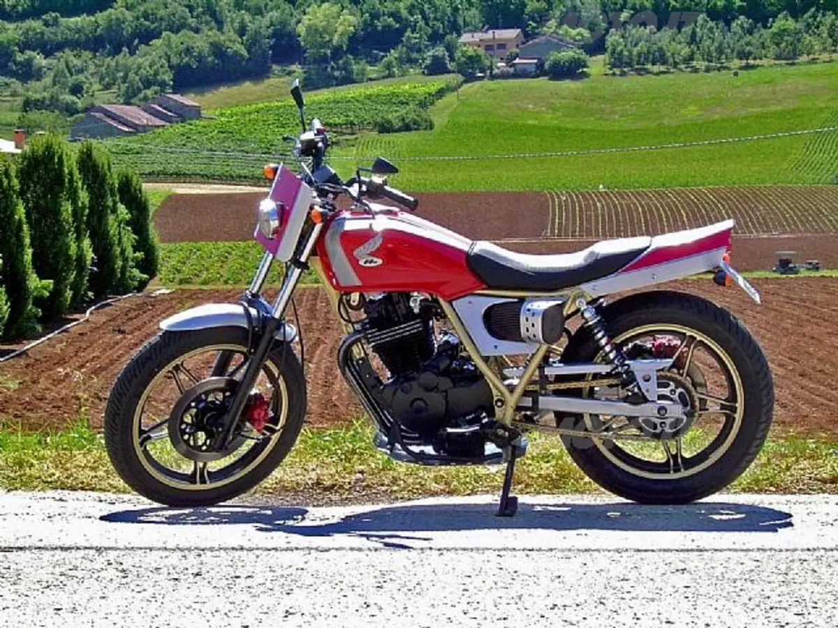 Special Honda FT 500 1982   (2)