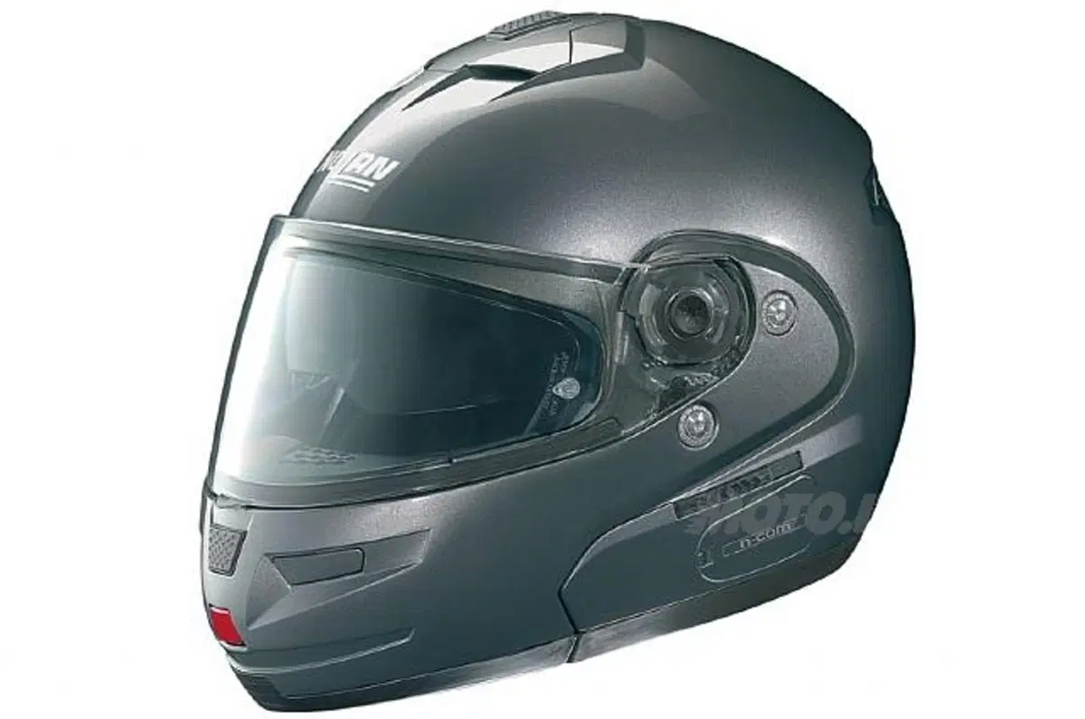 Speciale caschi: test Nolan N 103
