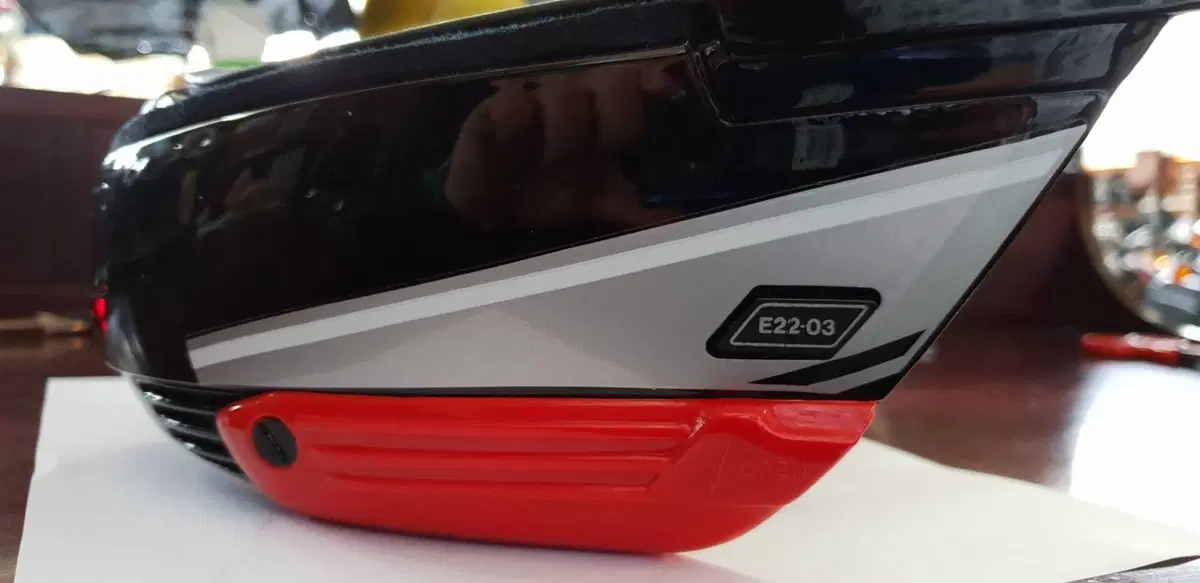 Mentoniera casco apribile E22-03 Caberg (5)