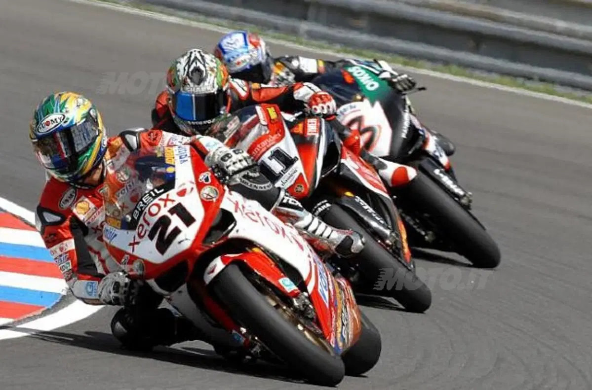 Haga in Ducati e Biaggi all'Aprilia! (3)