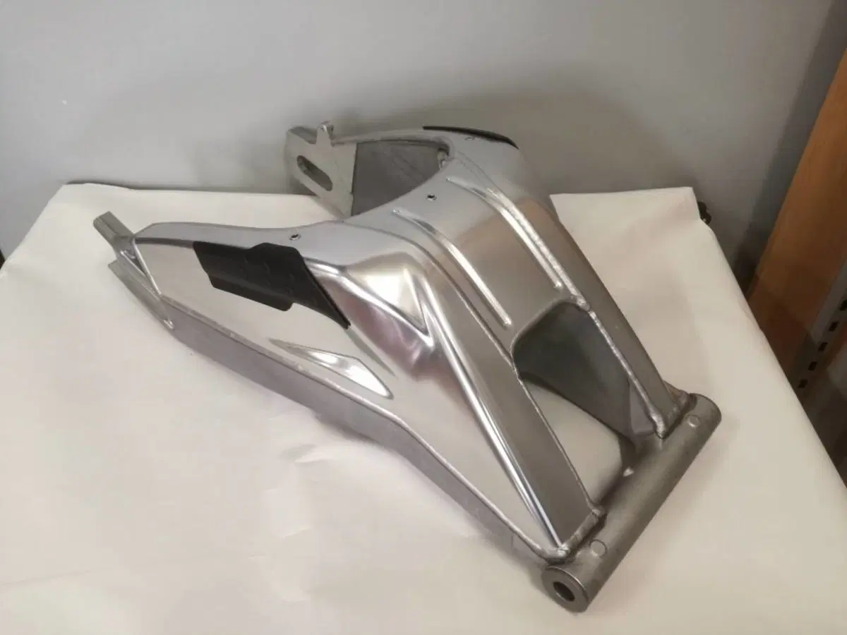 BRACCIO OSCILLANTE BMW