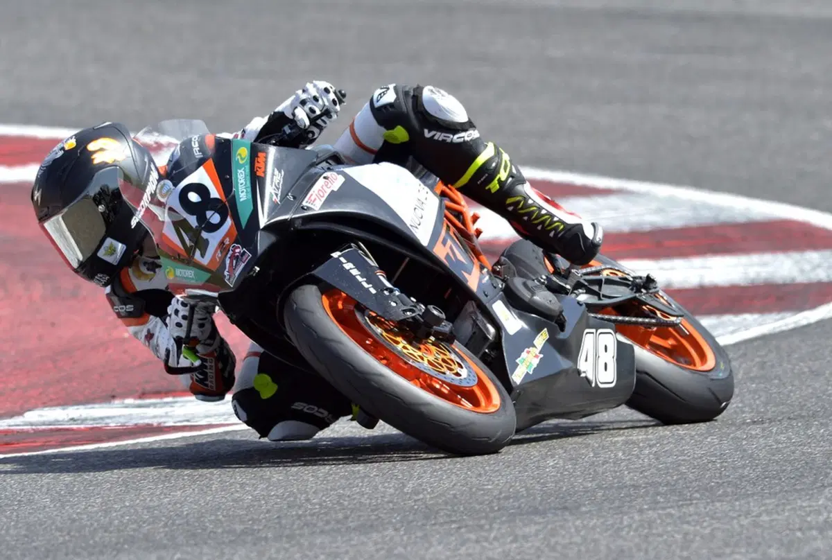 CIV 2018. Inizio spettacolare a Misano (11)