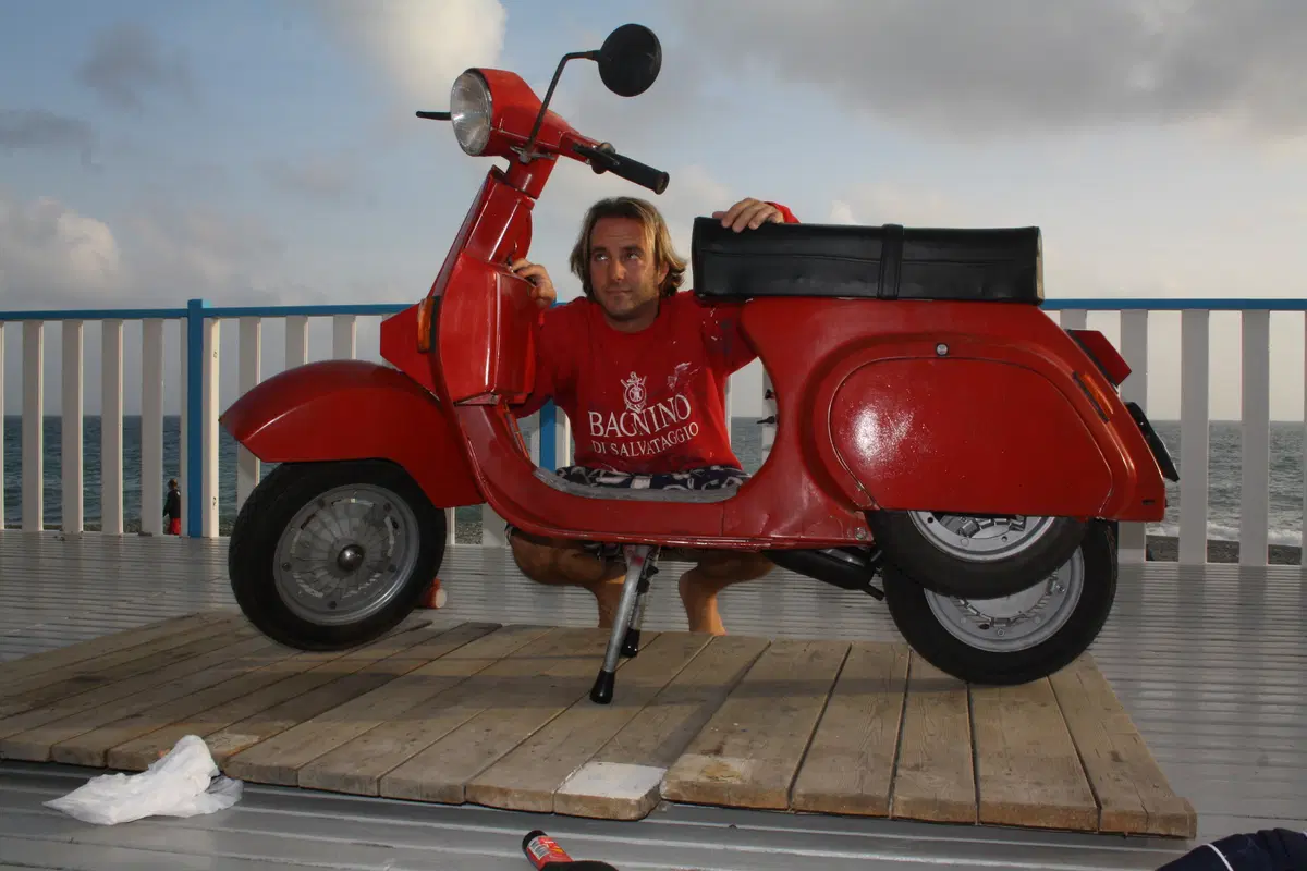 Eurovespa, in viaggio per l’Europa in sella alla Vespa PK50