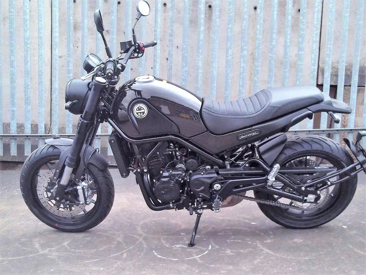 Benelli Leoncino 500 ABS (2017 - 20) (4)