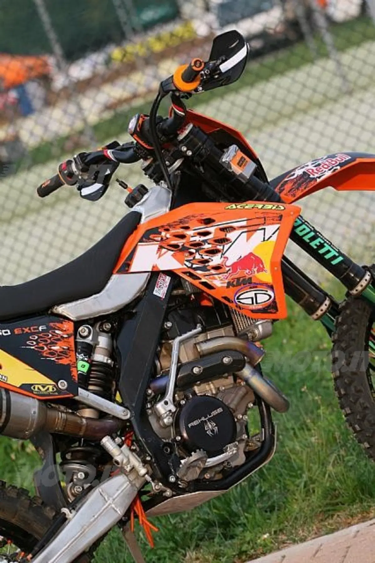 Special KTM EXC-F 250 Gini by P&P (5)