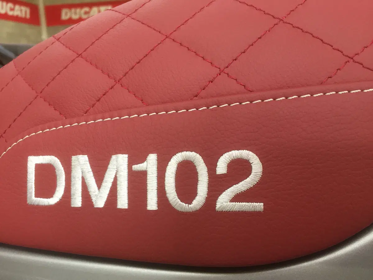 DM 102 by Ducati Monza (12)