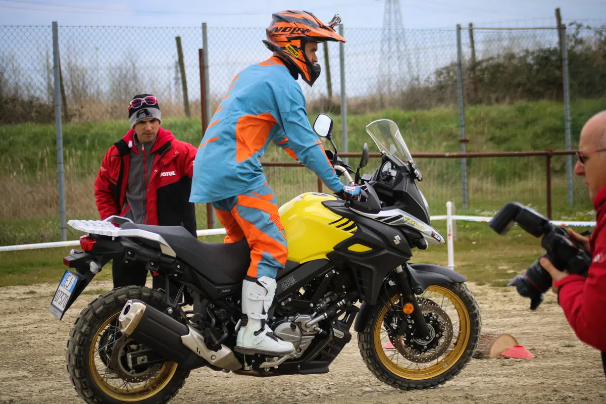 Suzuki V-Strom Academy: maxienduro per tutti! (11)
