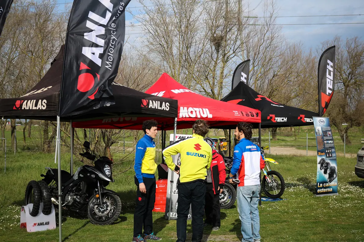 Suzuki V-Strom Academy: maxienduro per tutti! (18)
