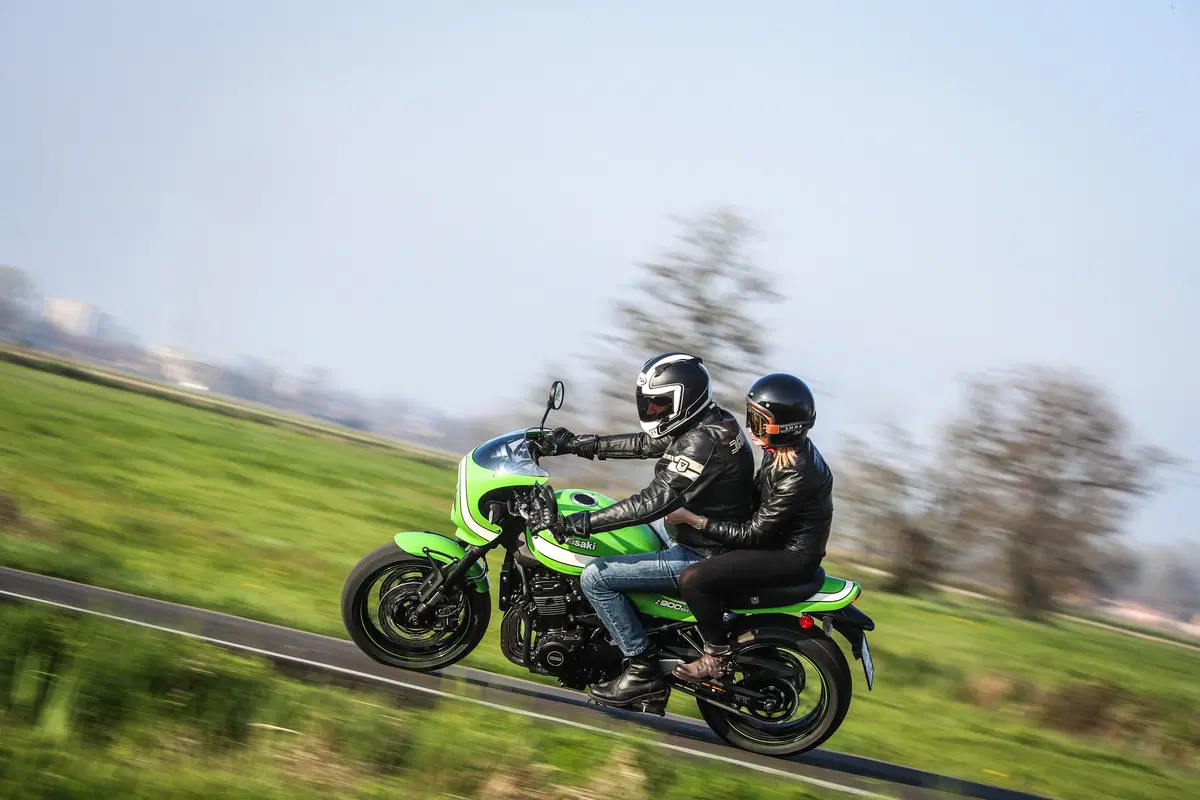 Kawasaki Z900RS CAFE. Café Racer Doc (7)