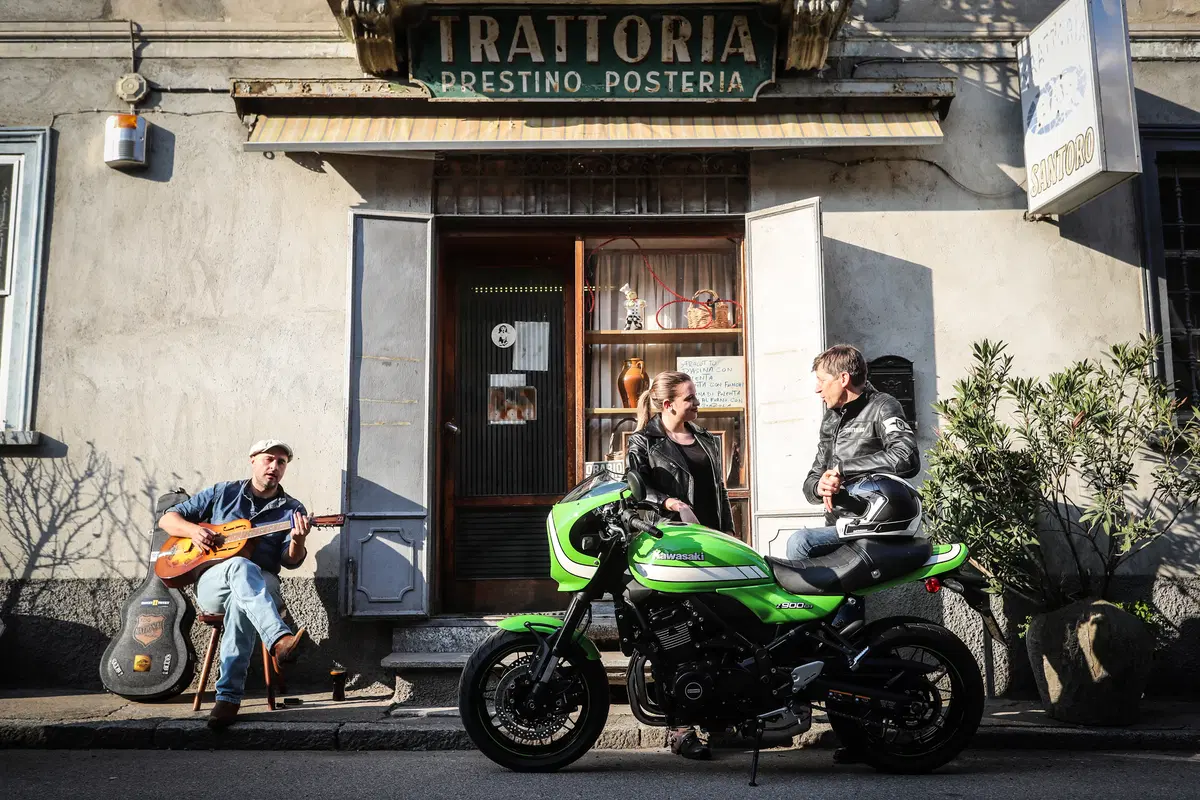 Kawasaki Z900RS CAFE. Café Racer Doc (11)