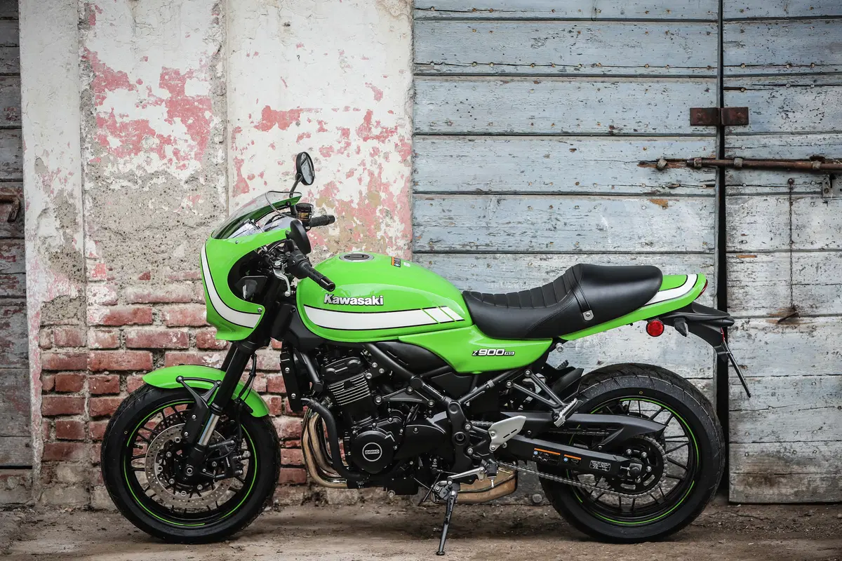 Kawasaki Z900RS CAFE. Café Racer Doc (13)
