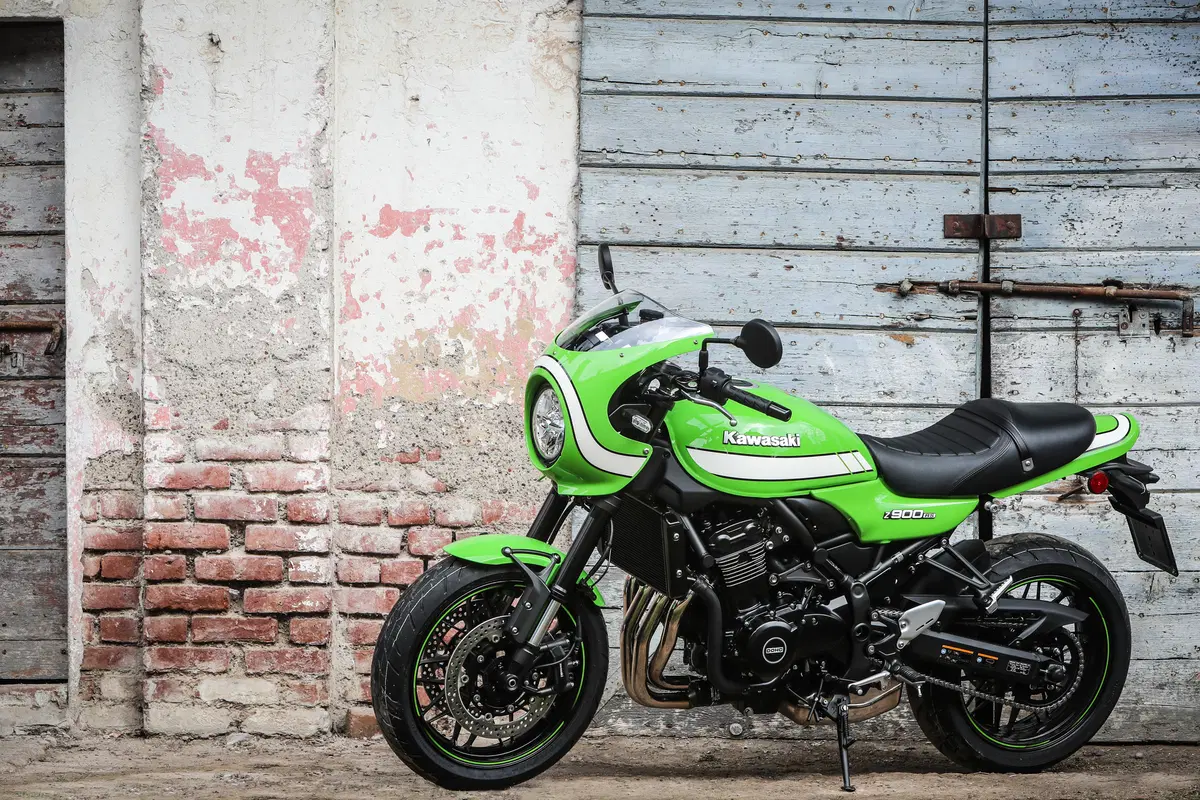 Kawasaki Z900RS CAFE. Café Racer Doc (15)