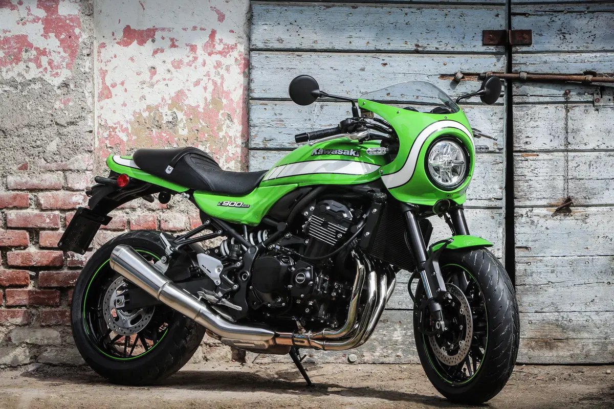 Kawasaki Z900RS CAFE. Café Racer Doc (12)