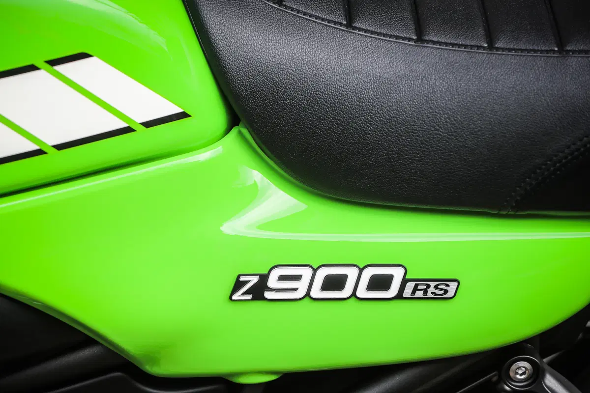 Kawasaki Z900RS CAFE. Café Racer Doc (24)
