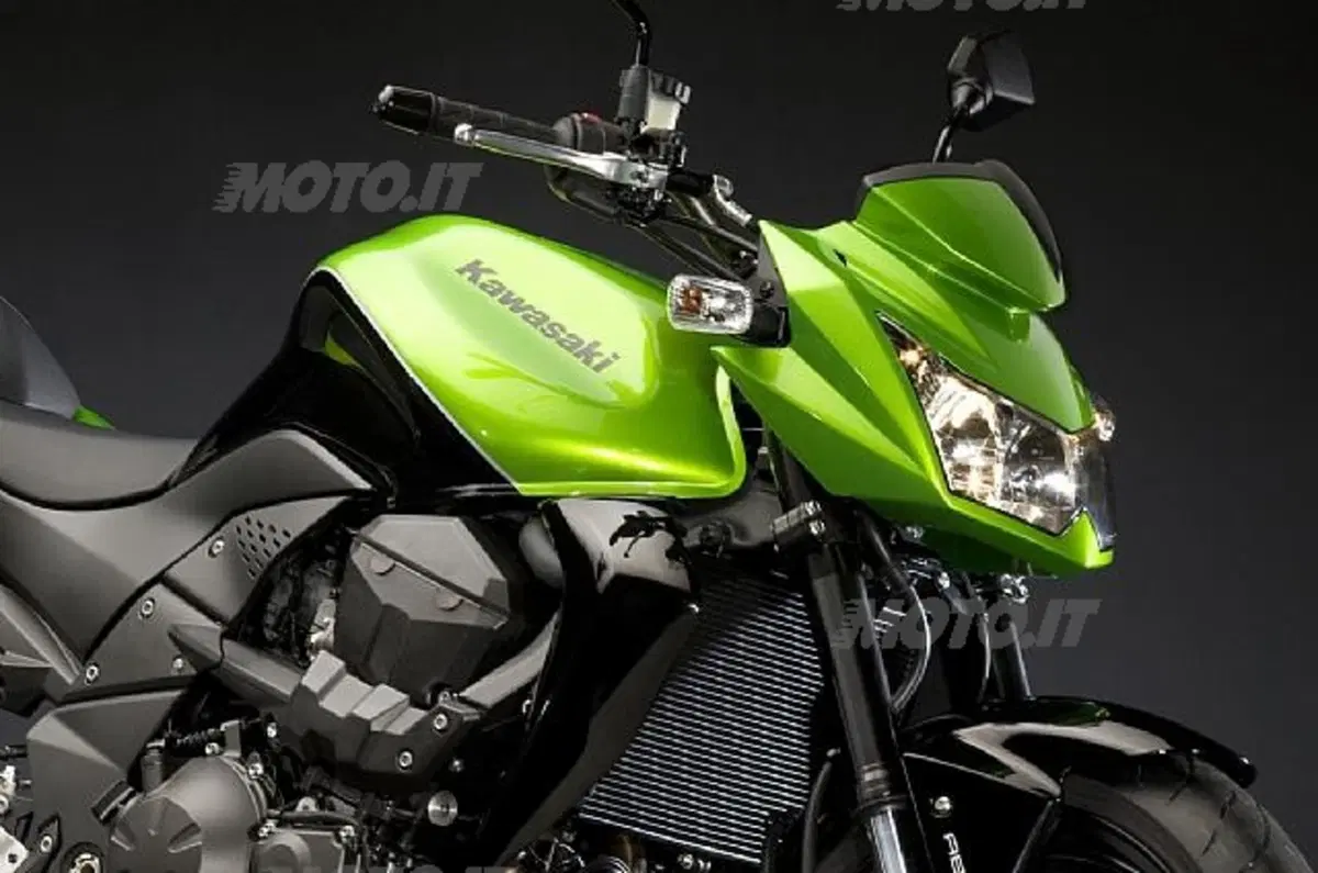 Guida a Kawasaki Z750