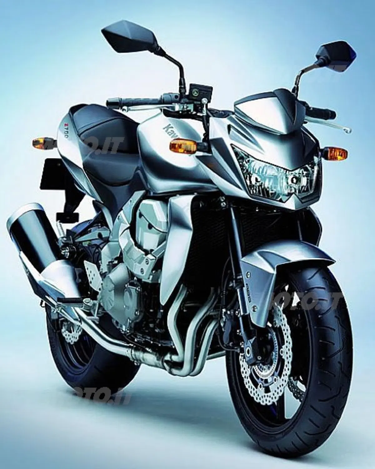 Guida a Kawasaki Z750 (5)