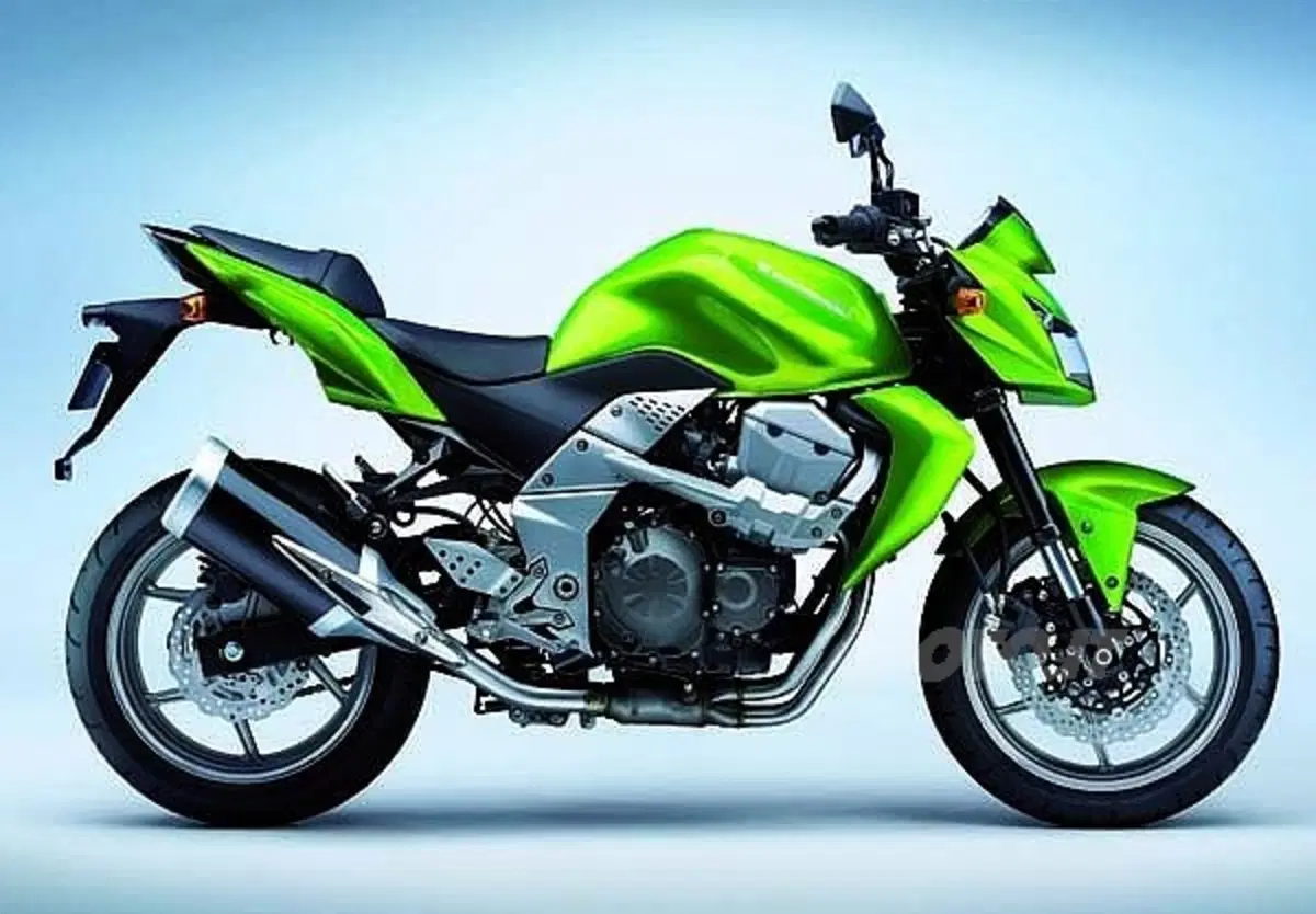 Guida a Kawasaki Z750 (6)