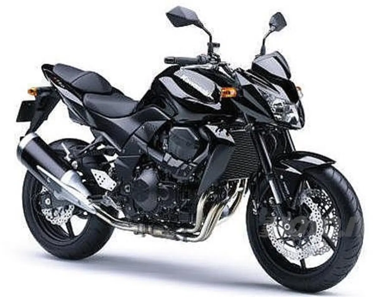 Guida a Kawasaki Z750 (7)
