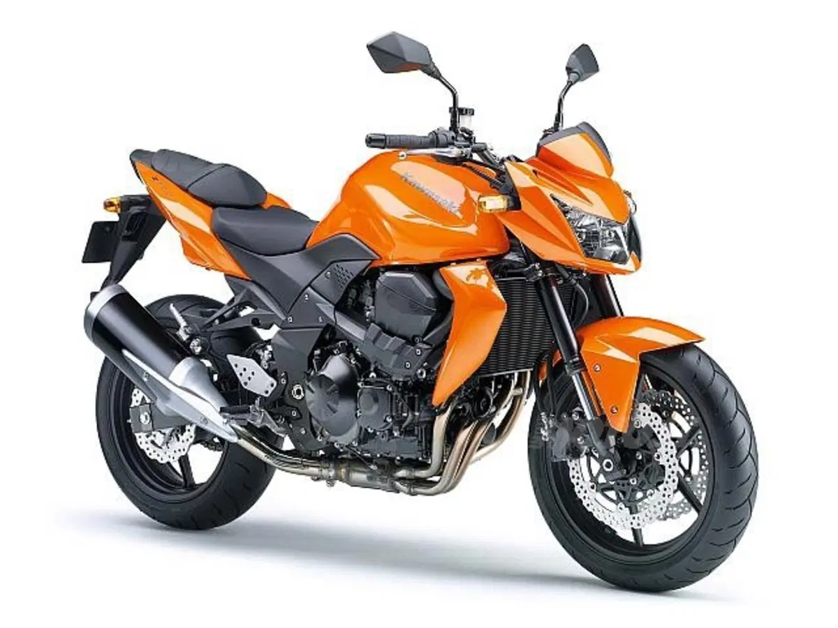 Guida a Kawasaki Z750 (8)