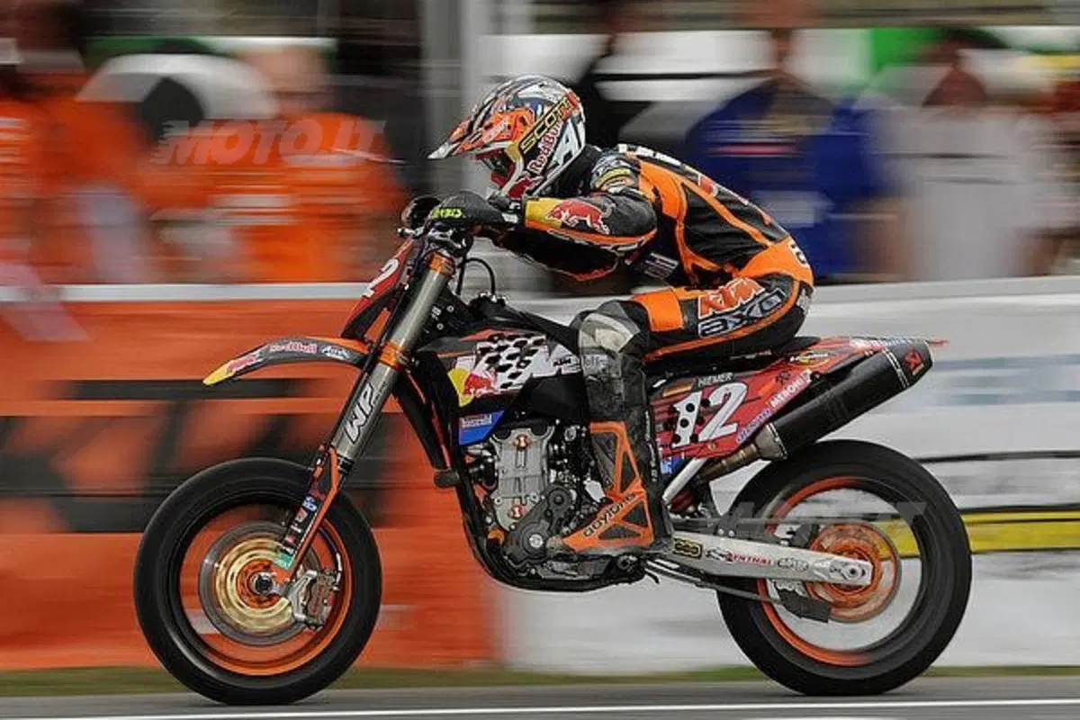 Husqvarna e KTM vincono i titoli Supermotard (4)