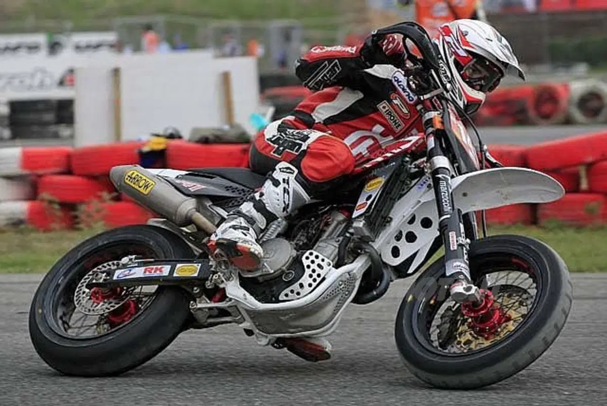 Husqvarna e KTM vincono i titoli Supermotard (6)