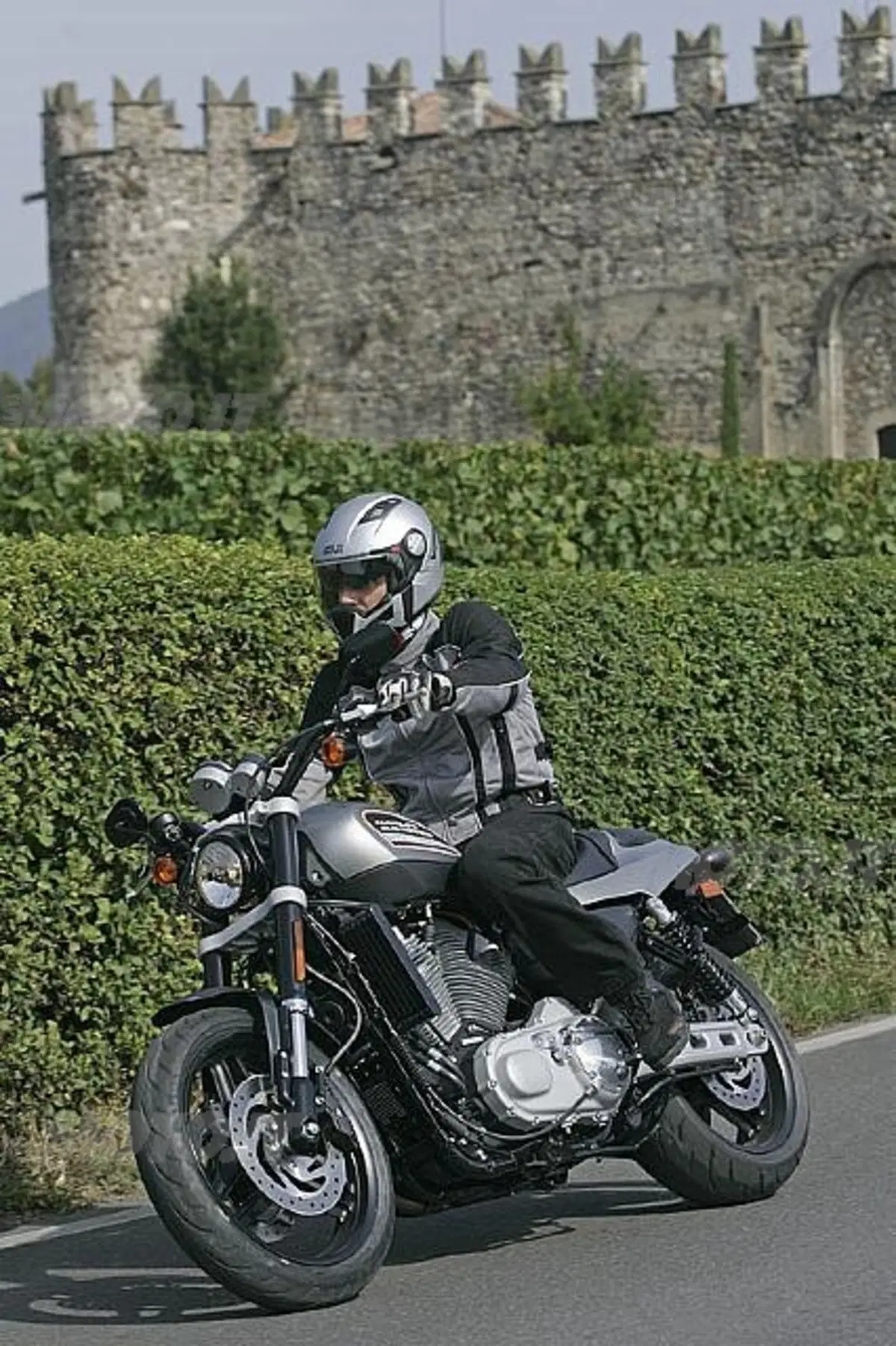 Speciale caschi: test GIVI X01 (22)