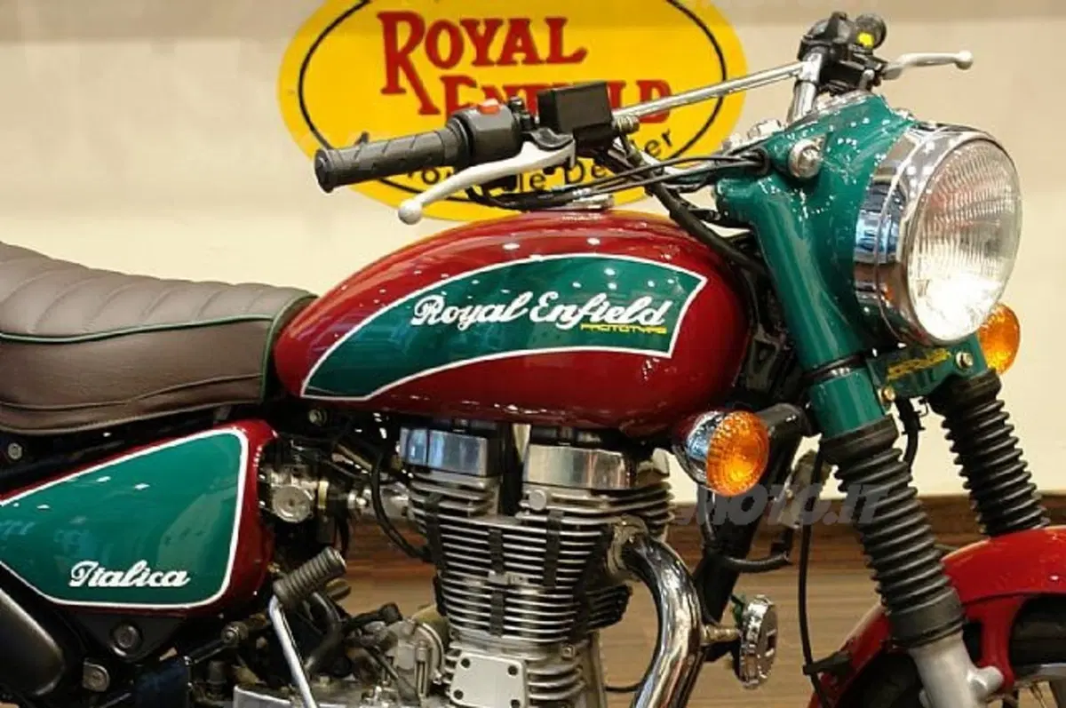 Special Royal Enfield Italica