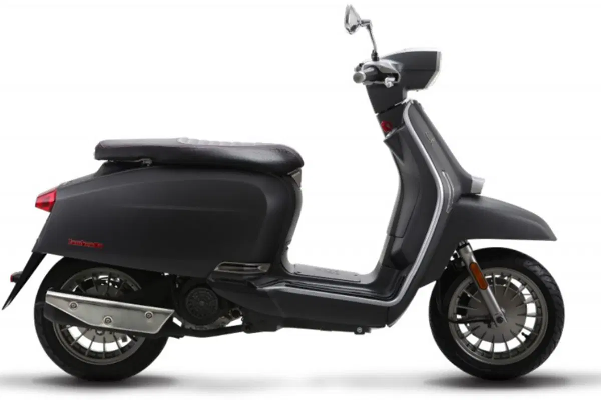 Lambretta V200 Special V200 Special (2018 - 20) (6)