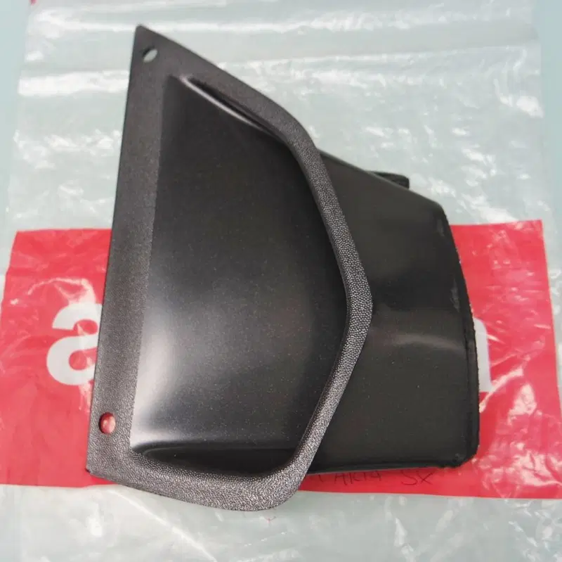 Ricambi carrozzeria plastiche Aprilia (8)