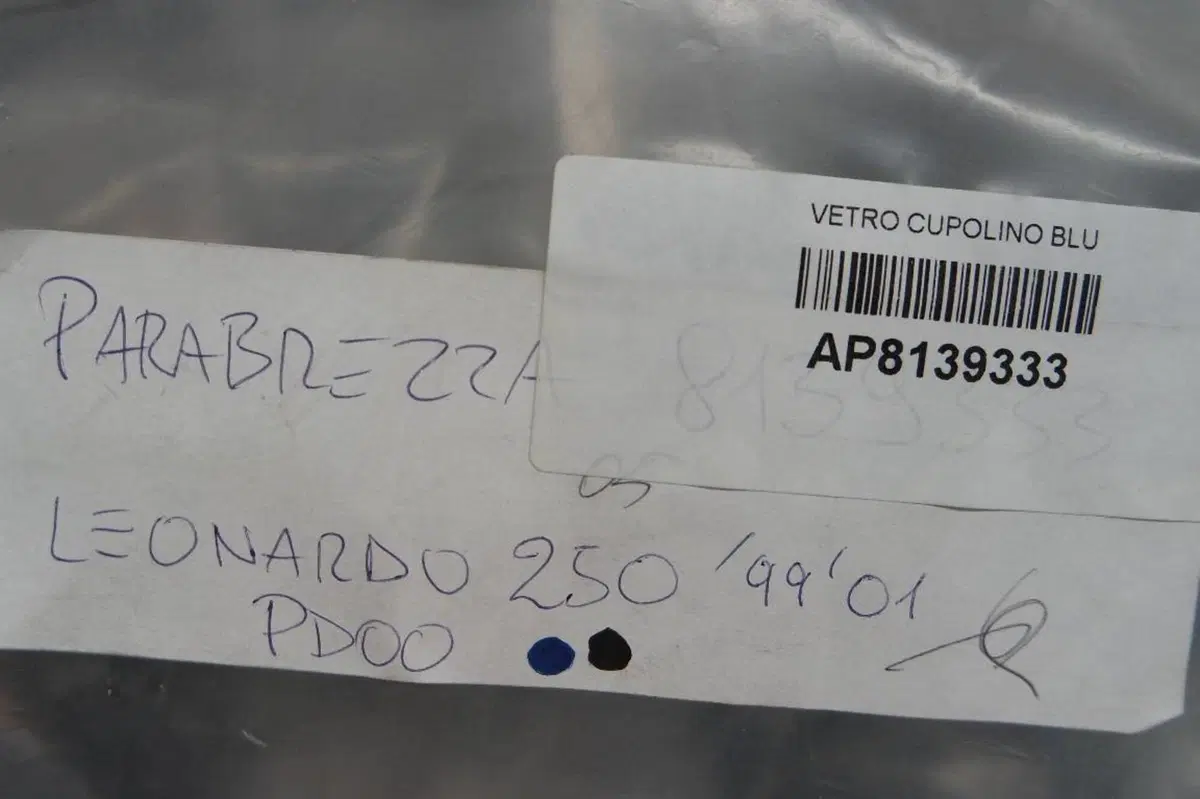 Ricambi carrozzeria plastiche Aprilia (18)